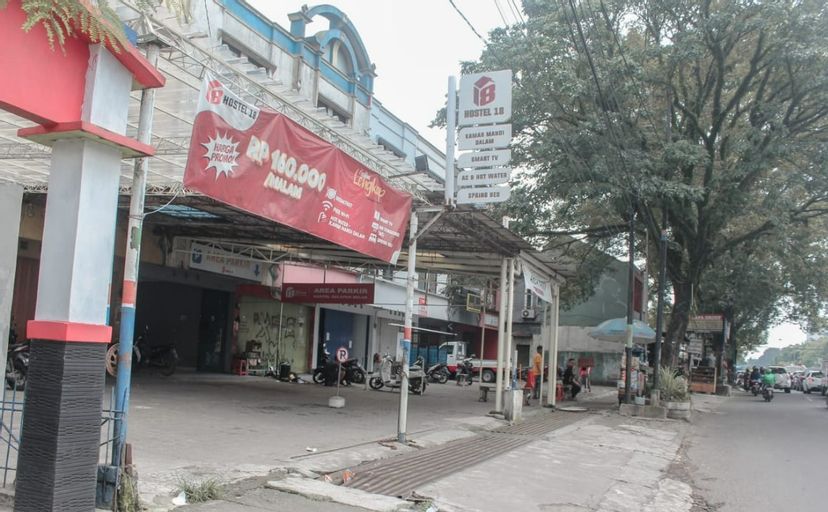 Hotel 18 Jalan Peta, Bandung