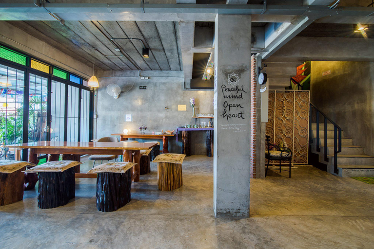 Public Area 2, Lovely Guesthouse 94, Hua Hin