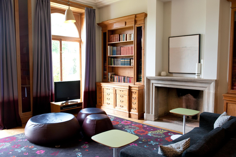 Public Area 5, Cowley Manor Experimental, Gloucestershire