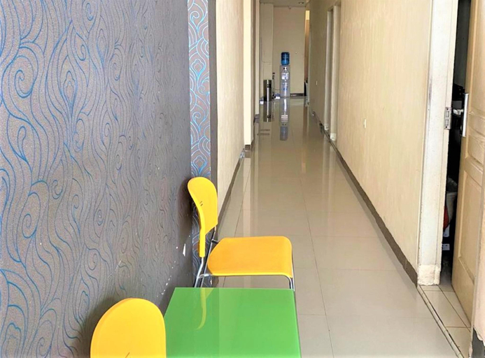 Others, Wisma Robinson by ZUZU, Makassar