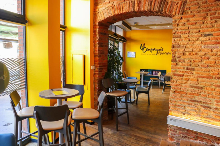 Public Area 2, Le Clocher De Rodez, Haute-Garonne