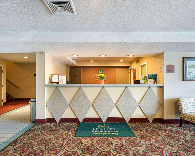 Public Area 3, Remembrance Inn, Adams