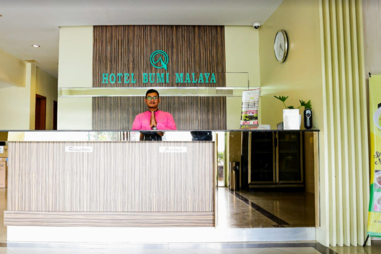 Urbanview Hotel Bumi Malaya, Medan