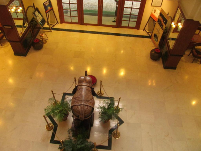 Public Area 2, Renest Shraddha Inn - Shirdi, Ahmadnagar