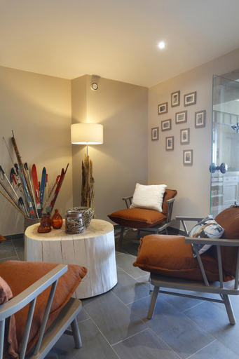 Public Area 3, La Mainaz Hotel Restaurant & Resort, Ain