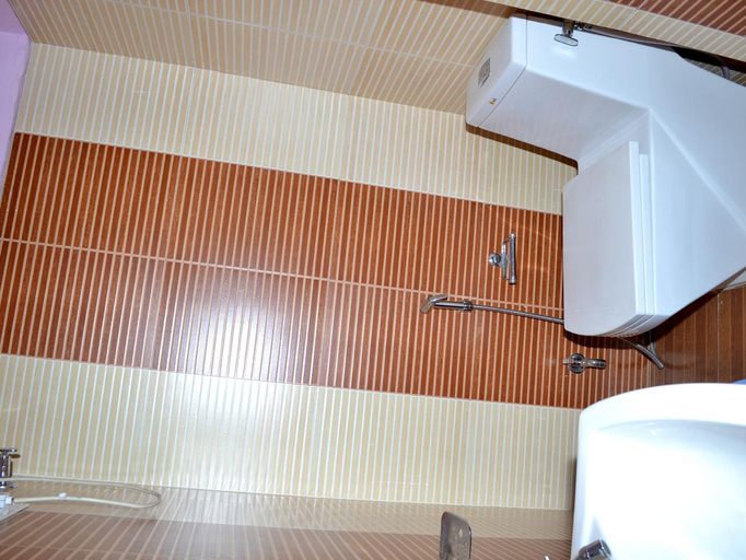 Bathroom 3, Dev Holiday Home, Sawai Madhopur