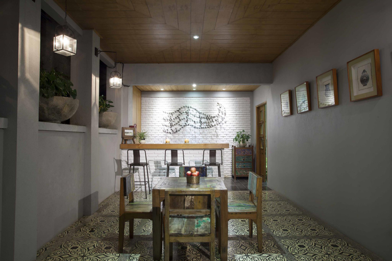 Public Area, Casa De Apple, Bandung