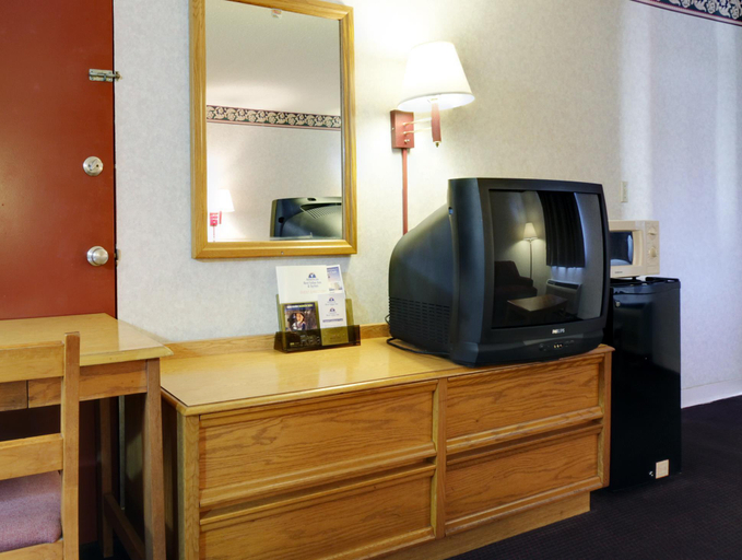 Others 4, Americas Best Value Inn & Suites Macon at Eisenhower Pkwy, Bibb