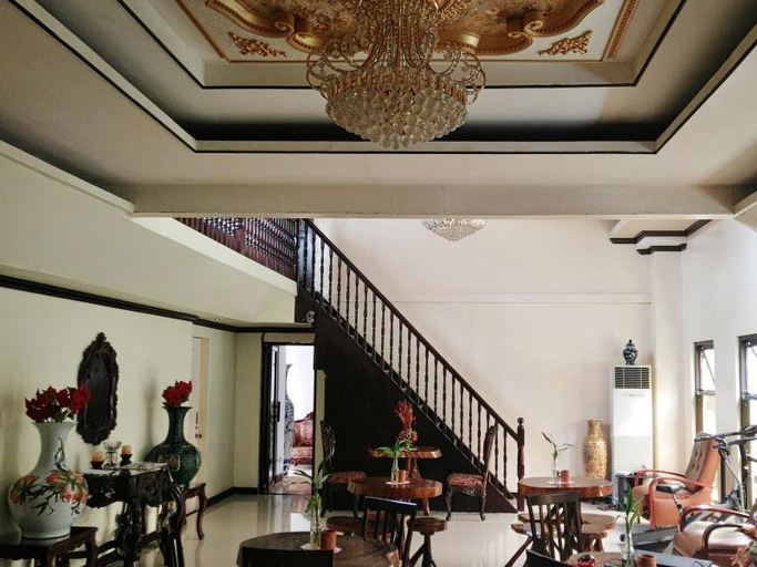 Others 5, Third and Seans Place, Legazpi City