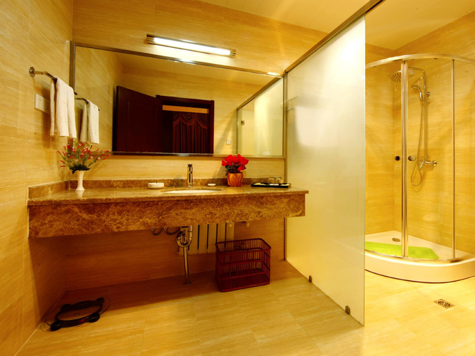 Bathroom 4, Dunhuang Jinye Hotel, Jiuquan