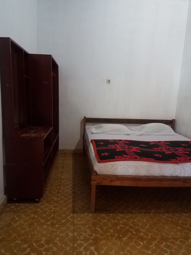 Bedroom 3, Hotel Soloh Jaya, Simalungun