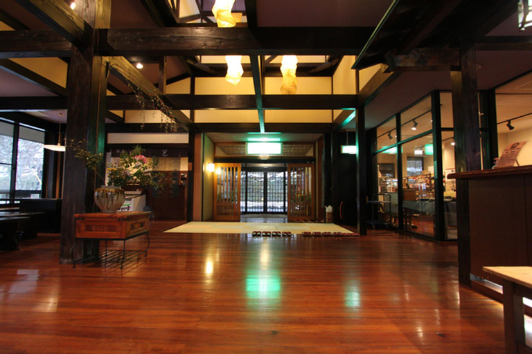 Public Area, Yumerindo, Minamioguni