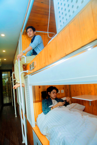 Bedroom 5, Tuju Arteri Pods, South Jakarta
