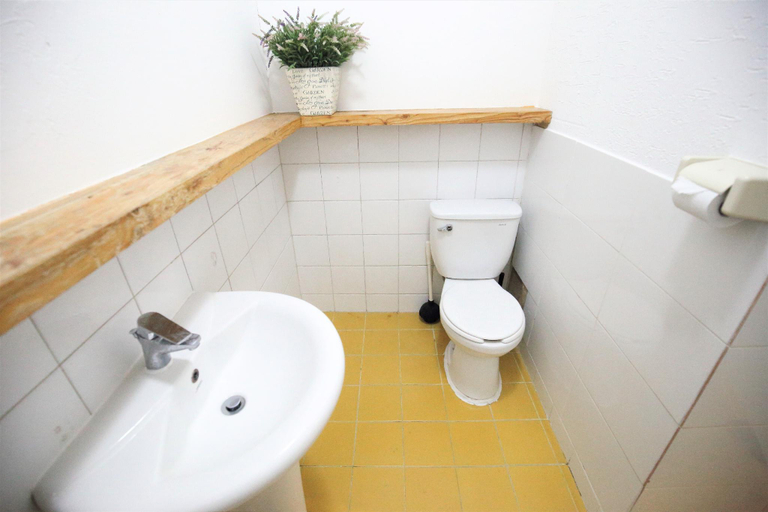 Bathroom 3, Zibro S Guesthouse, Mapo