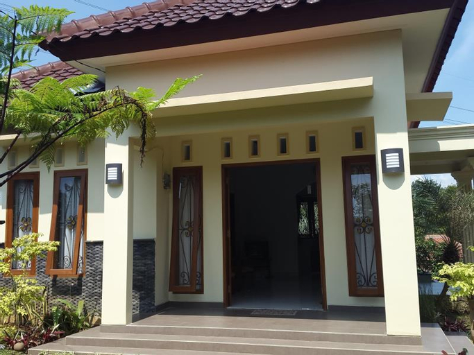 Villa Kebun Akung, Bogor