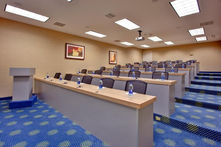 Public Area 2, Amenida Residences & Hotel, Division No. 6