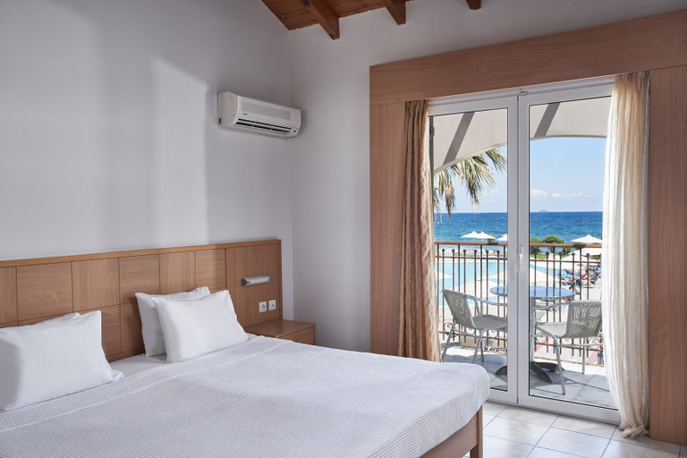 Bedroom 3, White Olive Marine Aquapark, South Aegean