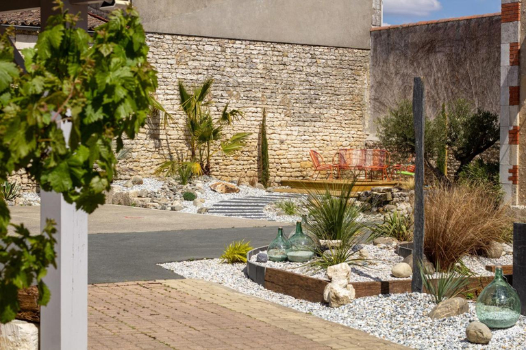Exterior & Views 5, Cit’Hotel LE COMMERCE, Charente-Maritime
