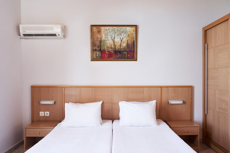Bedroom 3, White Olive Marine Aquapark, South Aegean