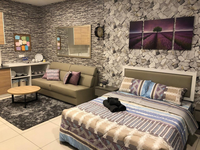 Public Area, Buff Evo Soho Bangi Sentral with NETFLIX & WiFi, Hulu Langat