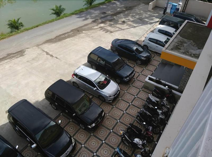 New D Dhave Hotel, Padang