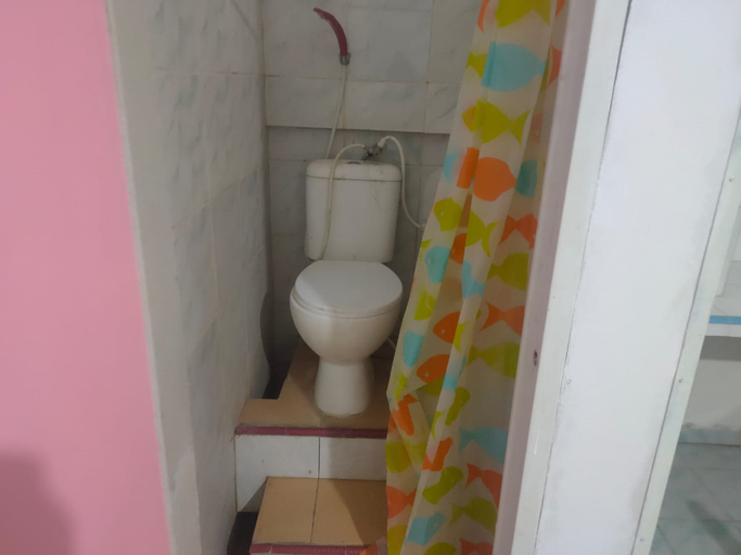Bathroom 5, Charisma Residence Syariah, Surabaya