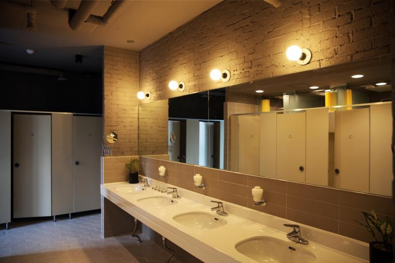 Bathroom 4, Baguni hostel, Suncheon
