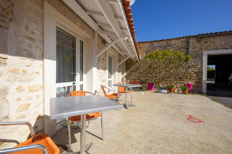 Public Area 2, Cit’Hotel LE COMMERCE, Charente-Maritime