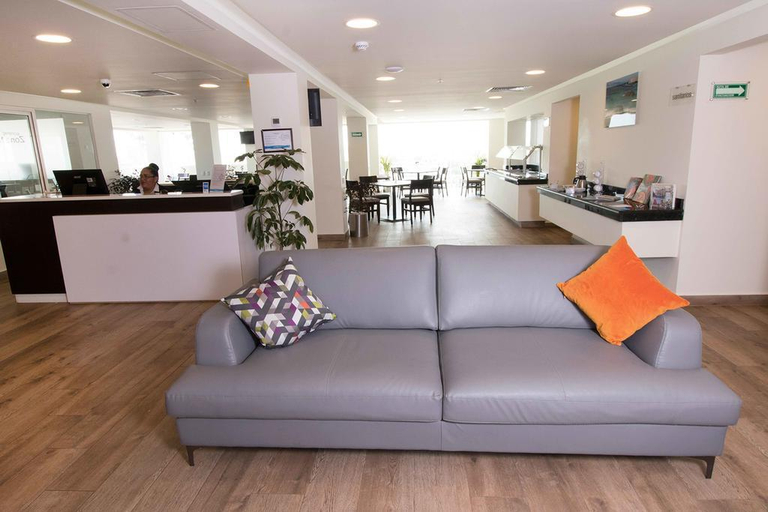 Public Area 3, Mision Express Tampico, Tampico