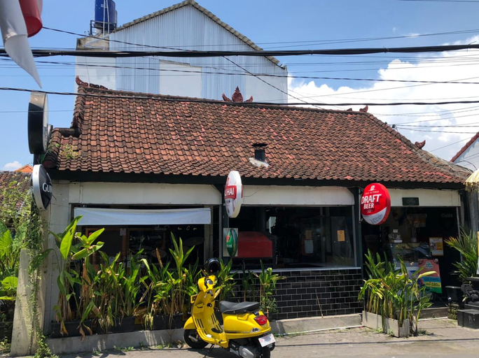 Exterior & Views 2, OYO 90810 Ravaya Homestay, Buleleng