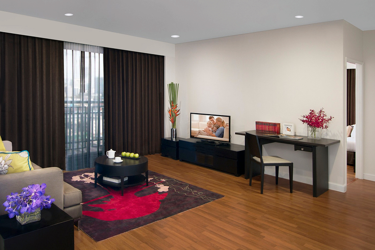 Living Area 7