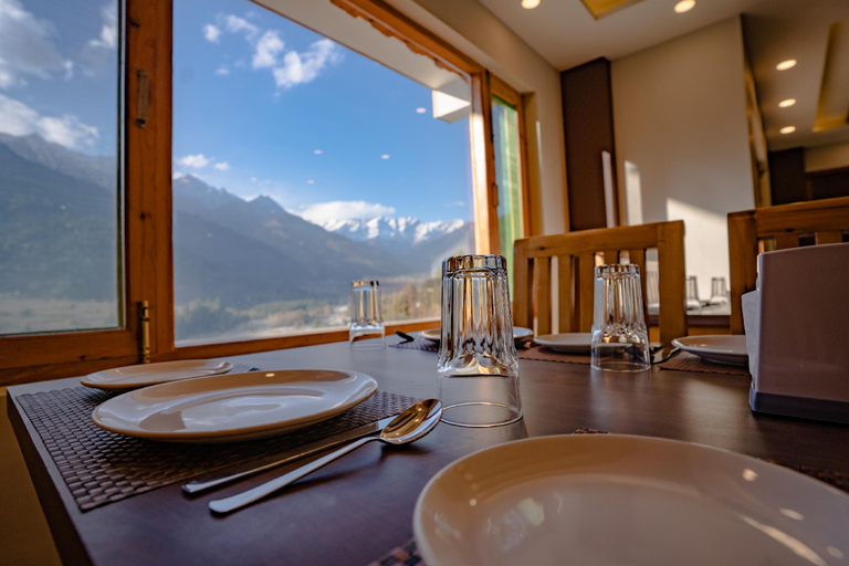 Food & Drinks 4, The Khar Manali, Kullu