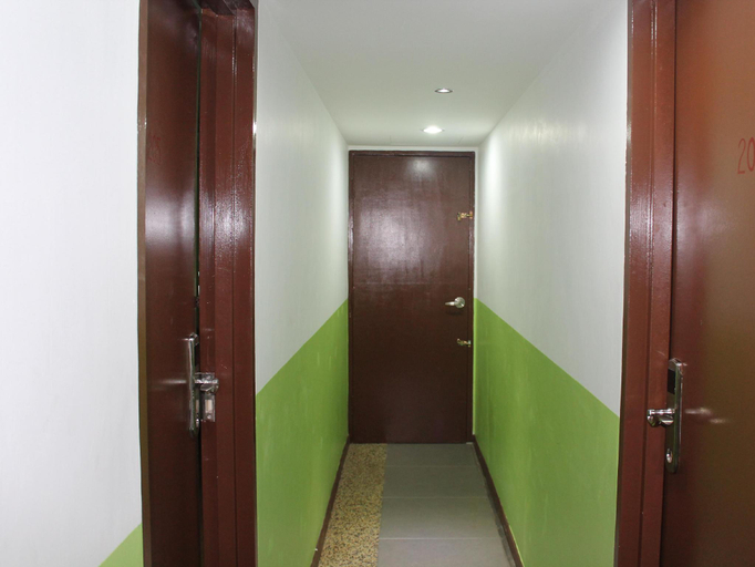 Public Area 4, 7 Hung Hung Inn, Johor Bahru