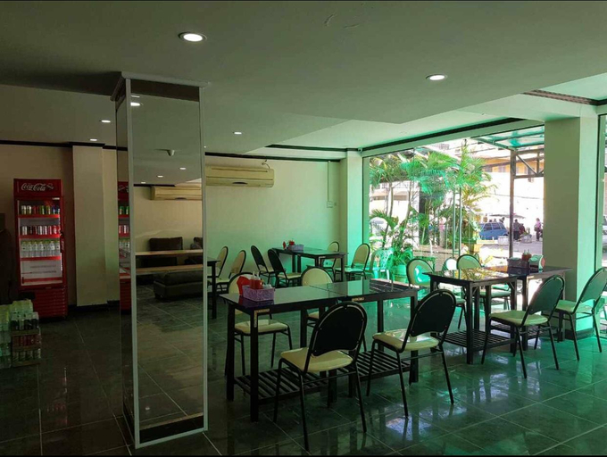 Food & Drinks 5, Memory Hotel, Vientiane