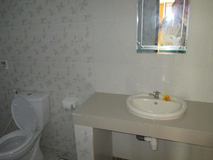 Bedroom 4, Ayu Beach Inn, Badung