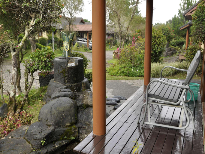 Exterior & Views 4, Villa Kota Bunga Ade-0228, Cianjur