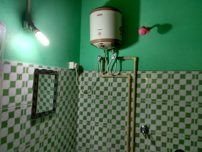 Bathroom, Lake View Resort, Jalpaiguri