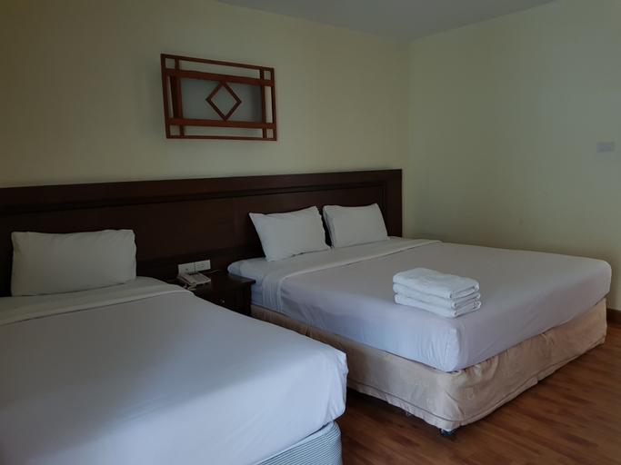 Bedroom 13