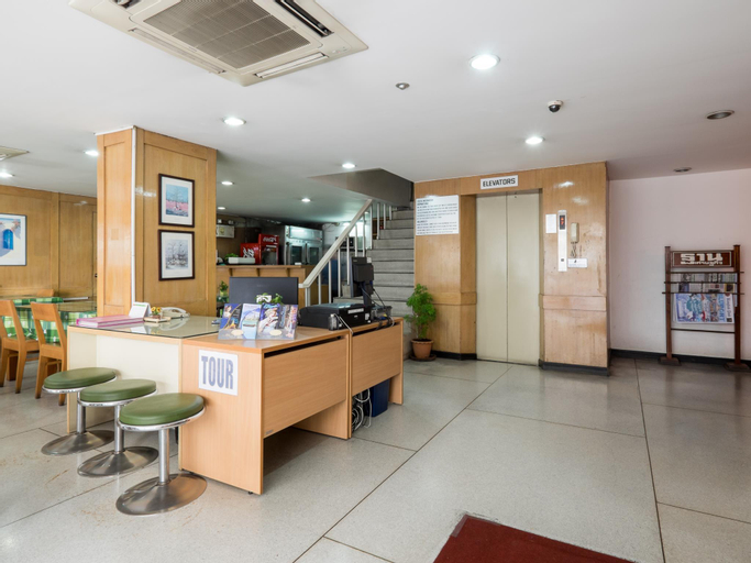 Public Area 2, Muangphol Mansion, Pathum Wan