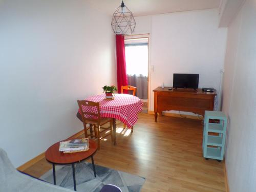 Gite Autry-le-Chatel, 2 pieces, 2 personnes - FR-1-590-195, Loiret