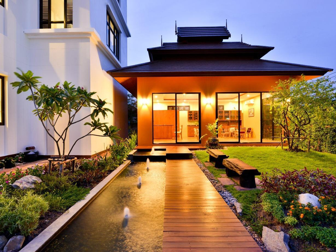 Public Area 2, The Choice Hotel - Adults Only, Chom Thong