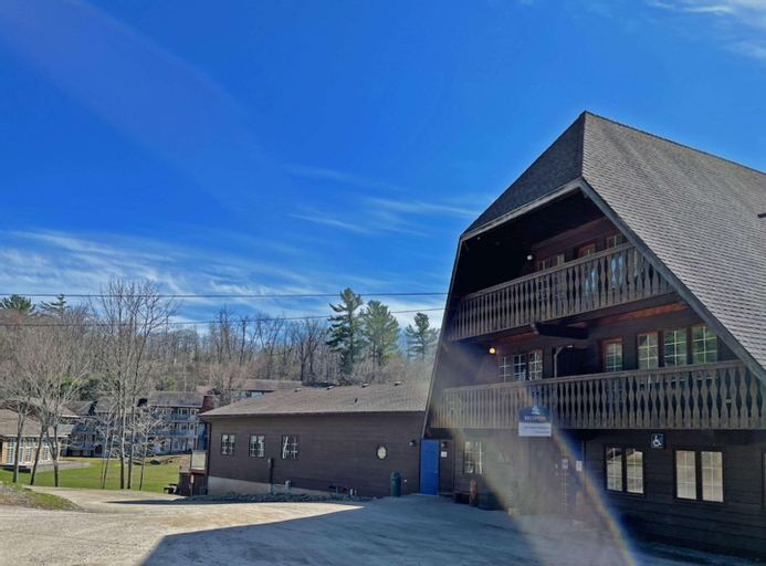 The Grand Tappattoo Resort, an Ascend Hotel Collection Member, Parry Sound