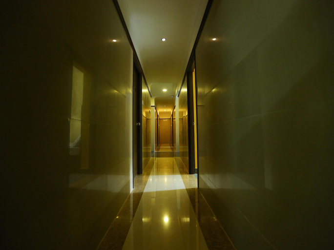 Public Area 2, Season 4 Residences - Thiruvanmiyur, Chennai