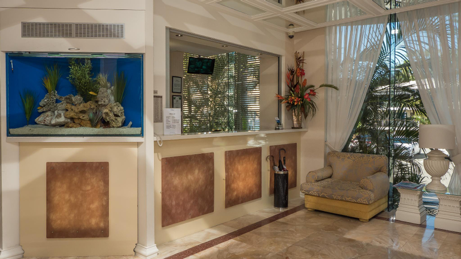 Public Area 5, 2nd Avenue Beachside Apartments, Gold Coast