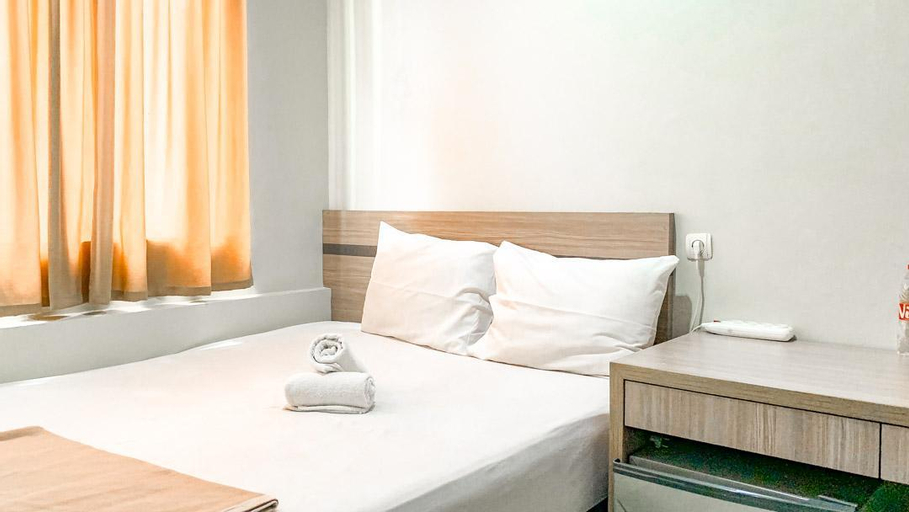 Bedroom, Griya Rasuna Jakarta Mitra RedDoorz, South Jakarta