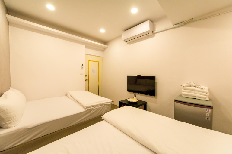 Bedroom 4, JJ Quad room W01 , Taichung