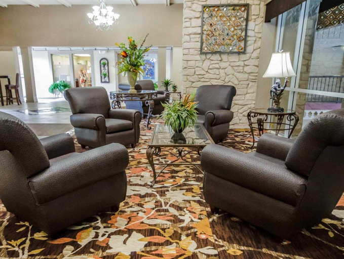 Public Area 2, Radisson Hotel Louisville North, Clark