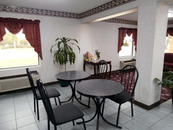 Public Area, Quality Inn, Lowndes