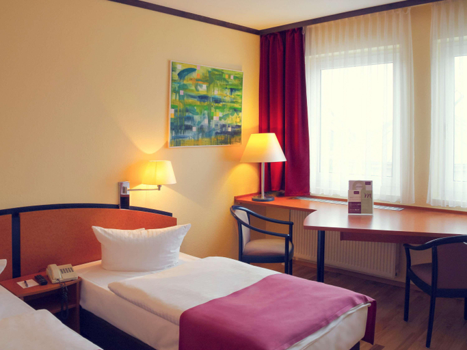 Bedroom 3, Mühlenhotel Halle-Leipzig, Saalekreis