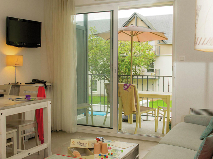 Modern apartment near the Relais Thalasso Thermes spa, Finistère